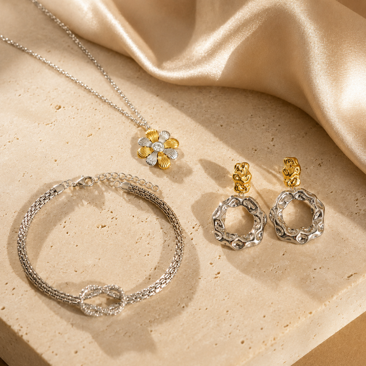 Conjunto Trio Bicolor Margarida & Nó – Aço Inoxidável & Banho a Ouro PVD